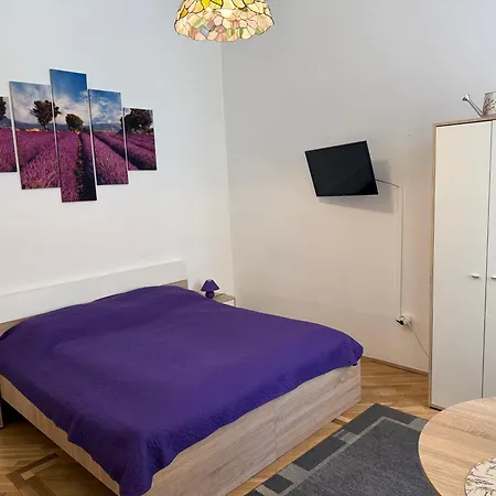 小匈牙利公寓 公寓