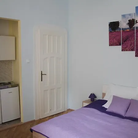 Little Hungary Apartment